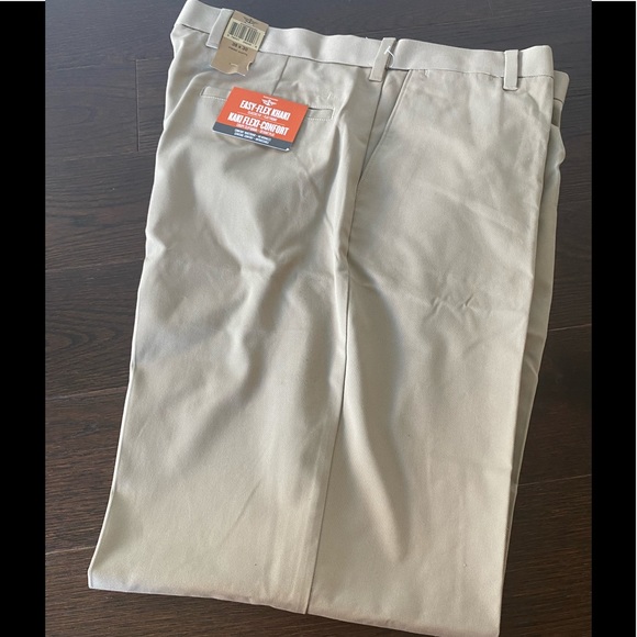 Men’s Brand new with tags Khaki pants - Picture 1 of 2